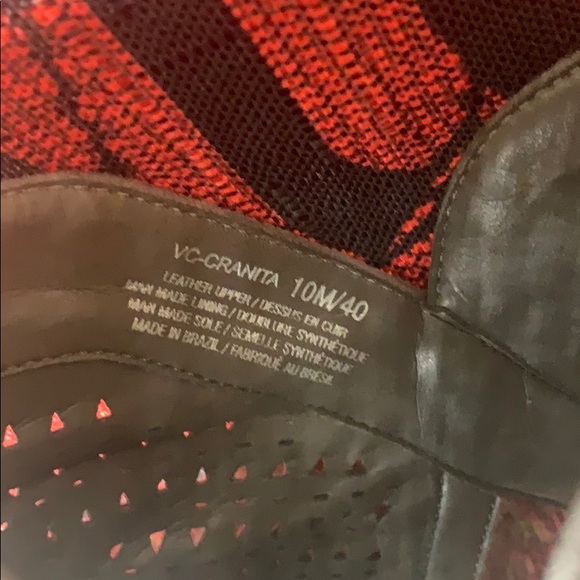 Vince Camuto booties - Picture 7 of 7